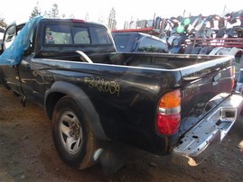 2004 Toyota Tacoma SR5 Black Extended Cab 2.7L AT 2WD AT #Z22039